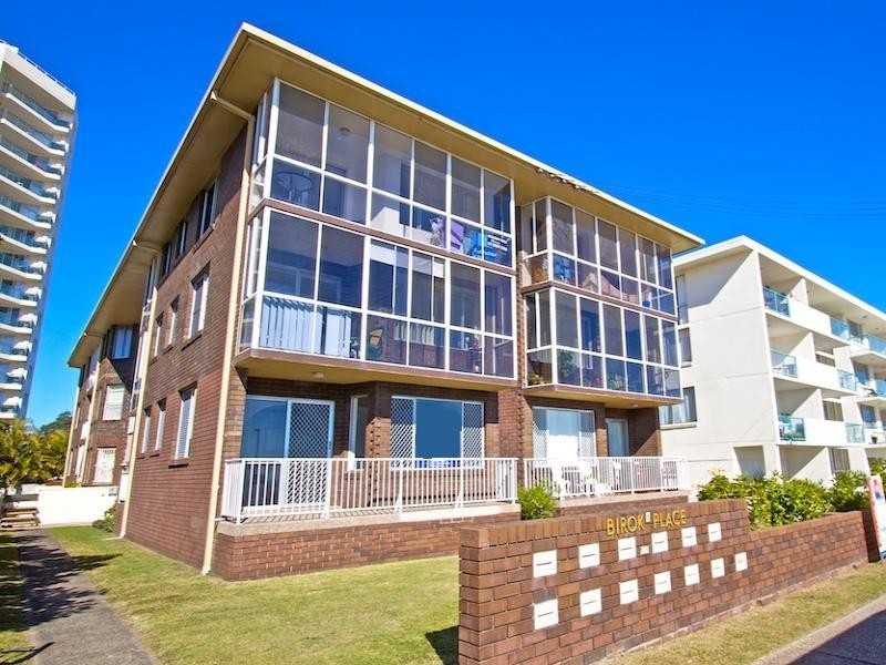 2/8 Musgrave Street, Kirra QLD 4225