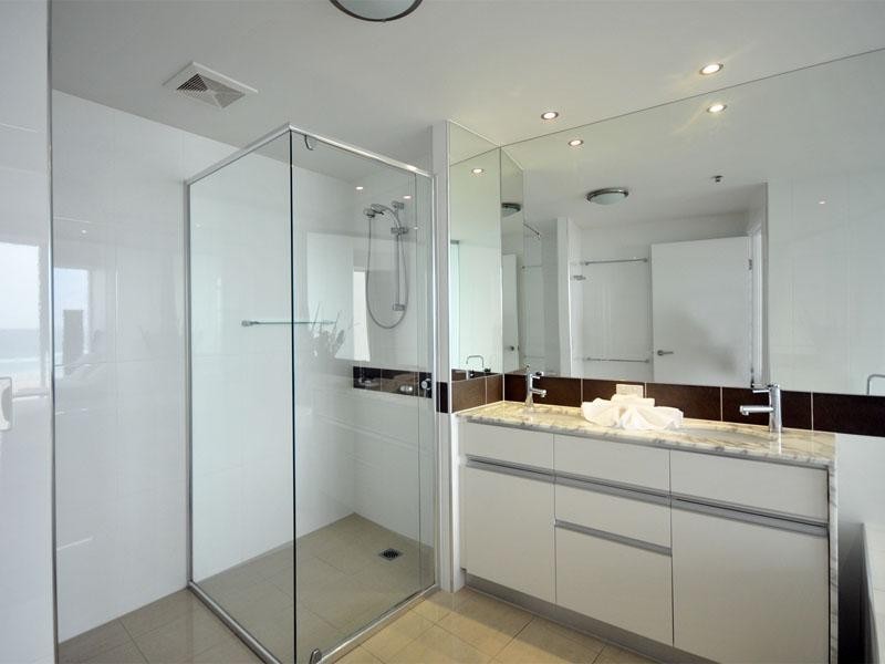 605/110 Marine Parade, Coolangatta QLD 4225