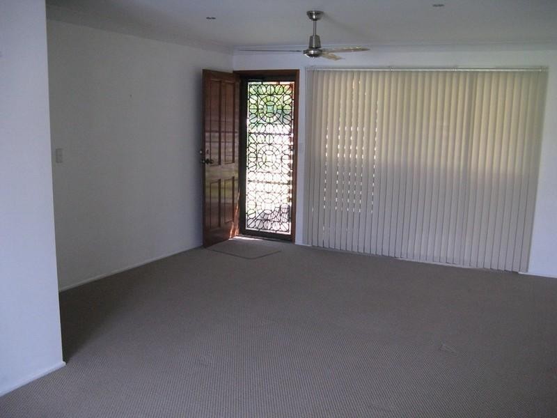 13 Inlet Drive, Tweed Heads West NSW 2485