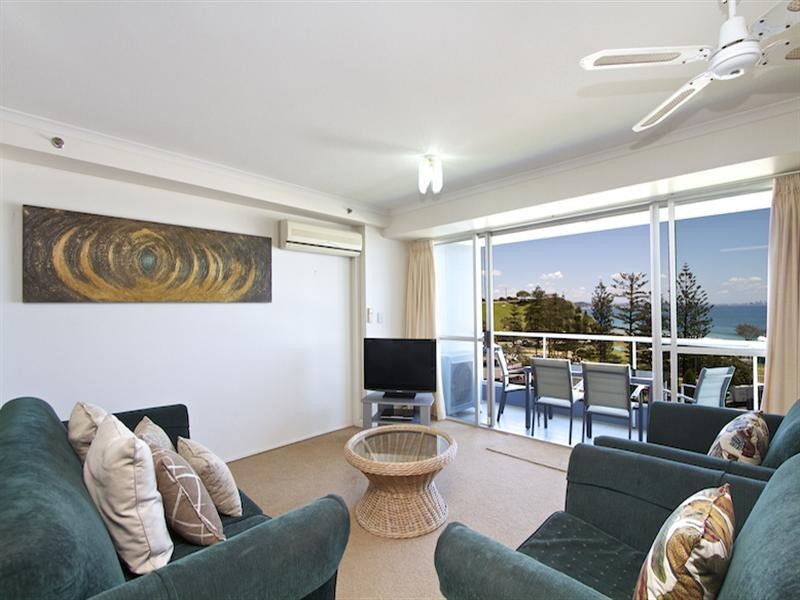 15/62 Marine Parade, Coolangatta QLD 4225