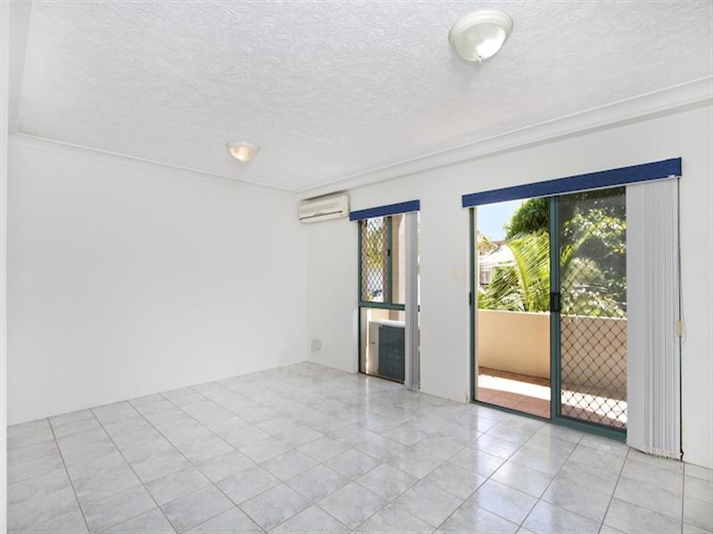 5/143 Golden Four Drive, Bilinga QLD 4225
