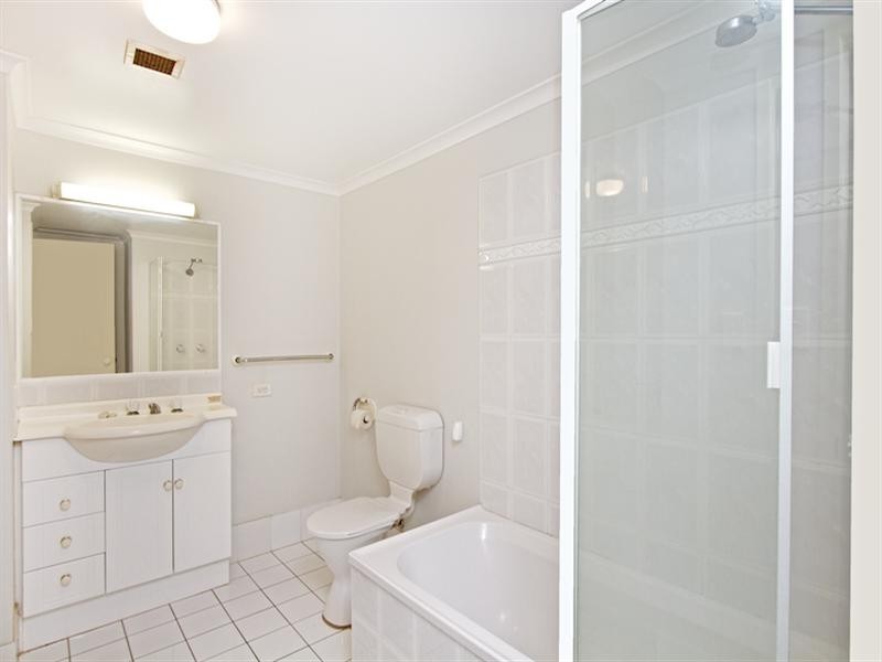 5/143 Golden Four Drive, Bilinga QLD 4225