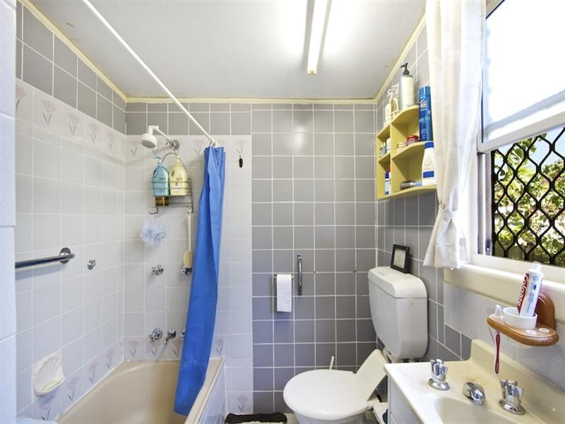 1 Oxley Street, Tweed Heads South NSW 2486