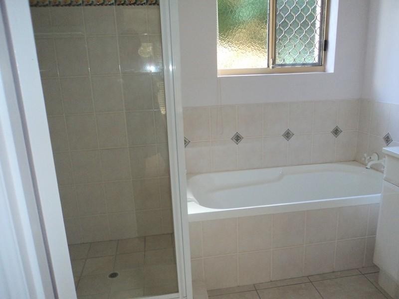 2/40 Dutton Street, Coolangatta QLD 4225