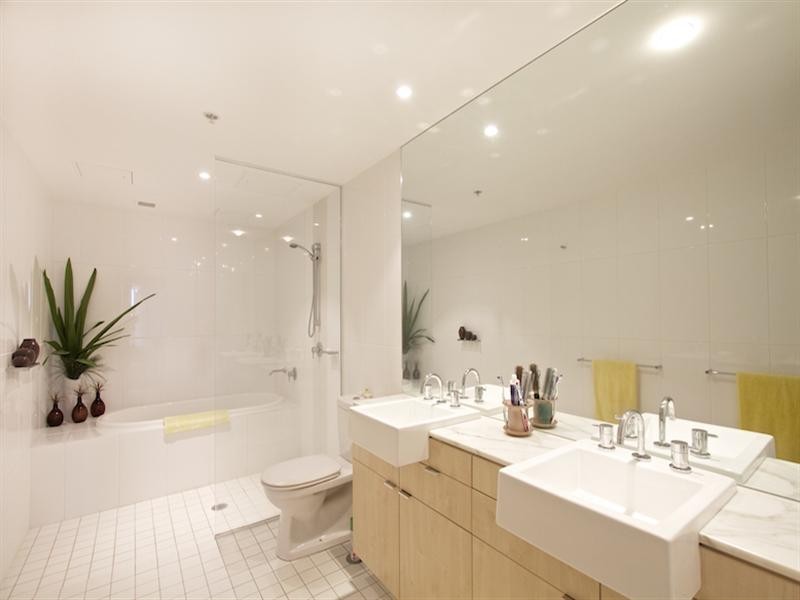 807/3 Mclean Street, Coolangatta QLD 4225