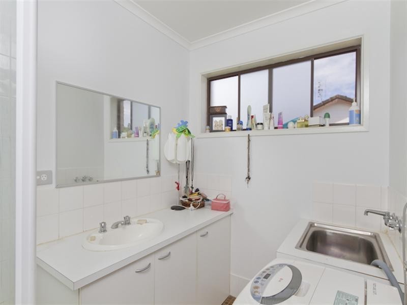 8/23 Coolangatta Road, Coolangatta QLD 4225