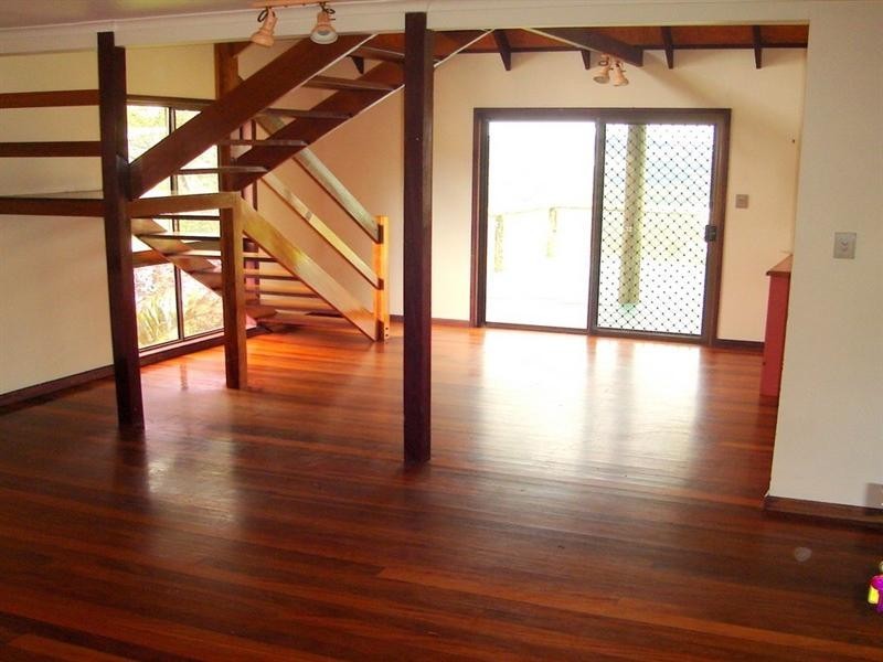 9 Broadwater Esplanade, Bilambil Heights NSW 2486