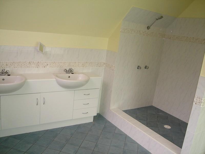 9 Broadwater Esplanade, Bilambil Heights NSW 2486