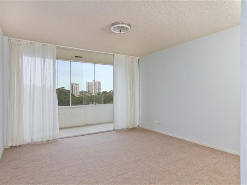 6/21 Dixon Street, Coolangatta QLD 4225