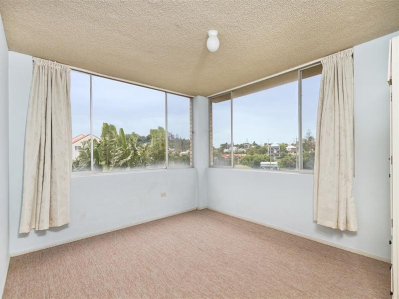 6/21 Dixon Street, Coolangatta QLD 4225