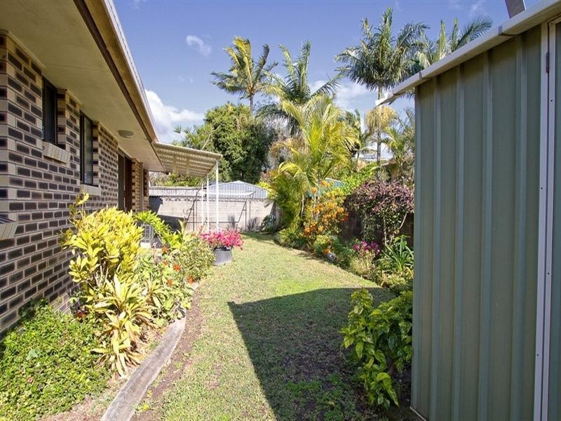 2/19 Koombala Street, Tugun QLD 4224