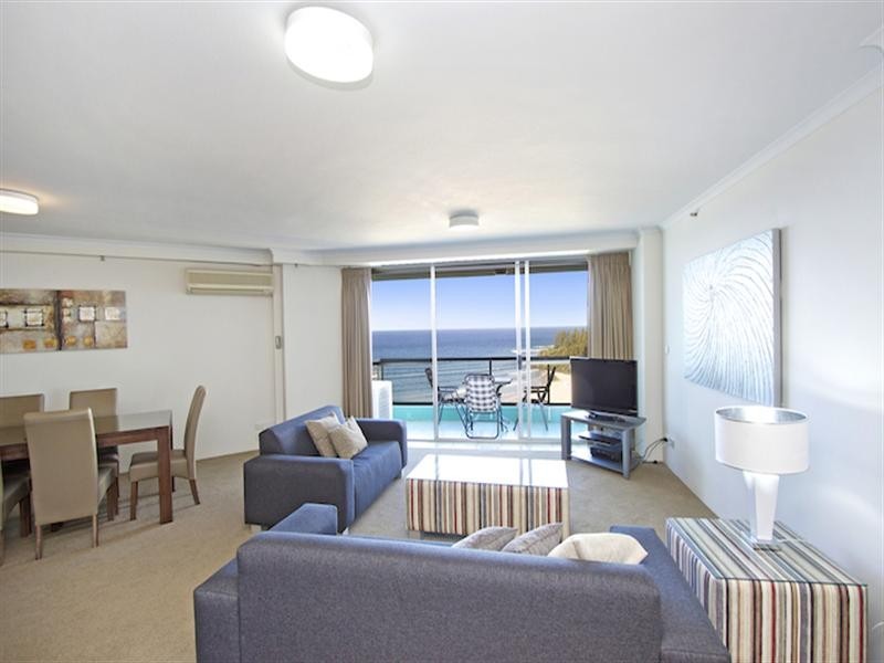 94/70 Marine Parade, Coolangatta QLD 4225