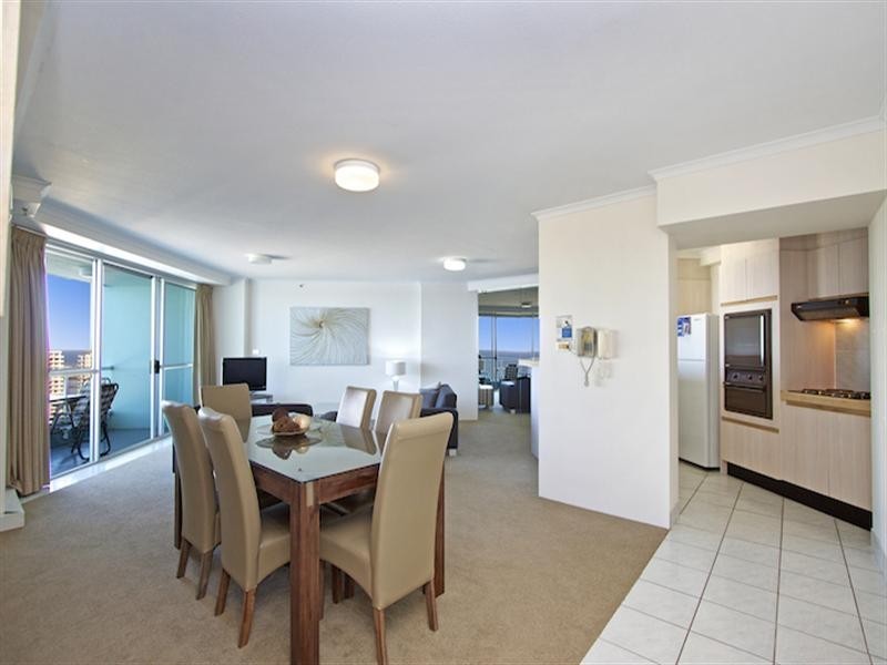 94/70 Marine Parade, Coolangatta QLD 4225