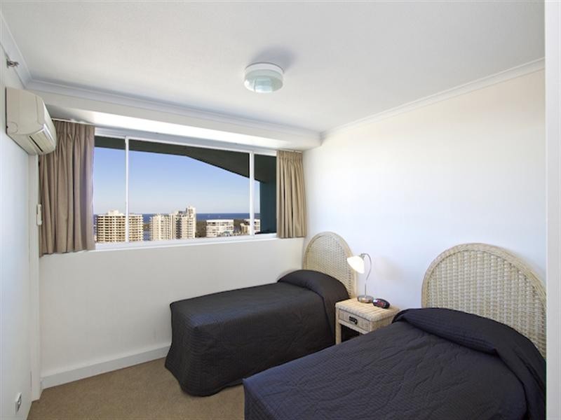 94/70 Marine Parade, Coolangatta QLD 4225