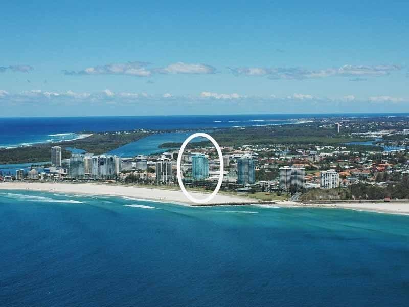 94/70 Marine Parade, Coolangatta QLD 4225