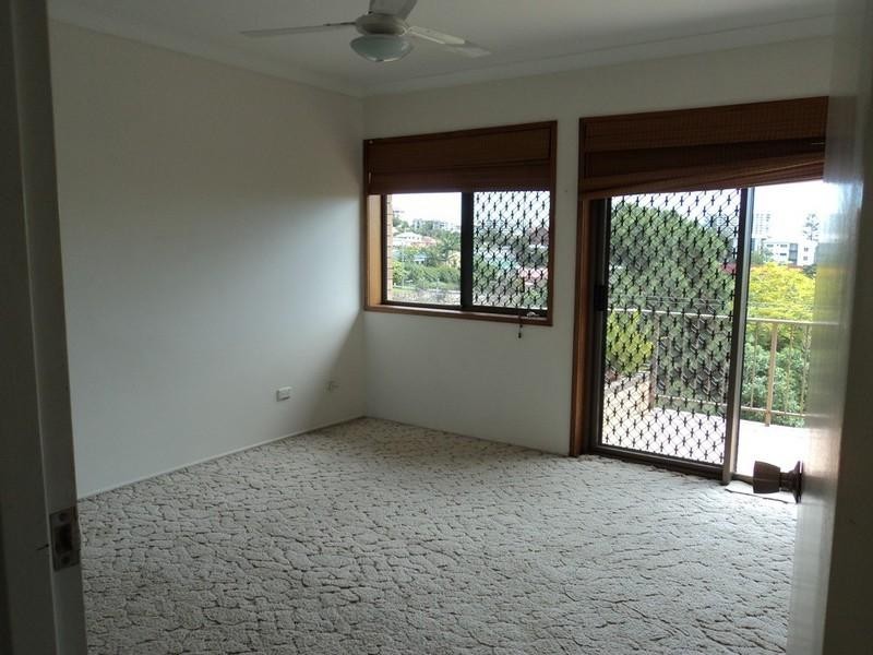 10/57 Dixon Street, Coolangatta QLD 4225