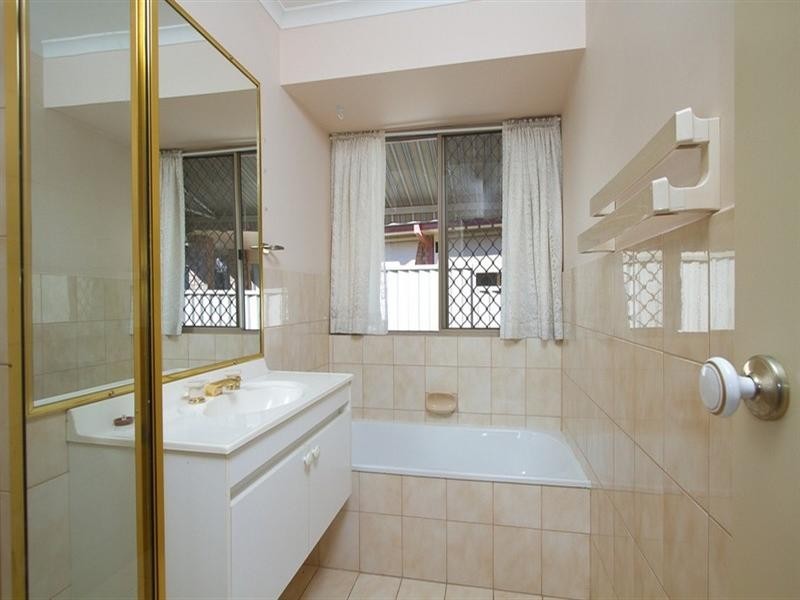 70 Bienvenue Drive, Currumbin Waters QLD 4223