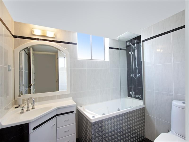 31/23 Garrick Street, Coolangatta QLD 4225