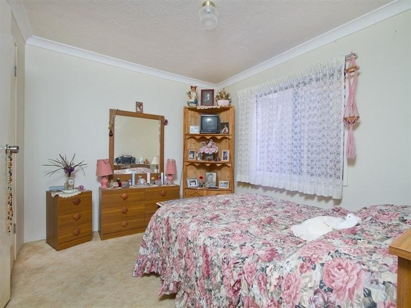 4/18 Lanham Street, Coolangatta QLD 4225