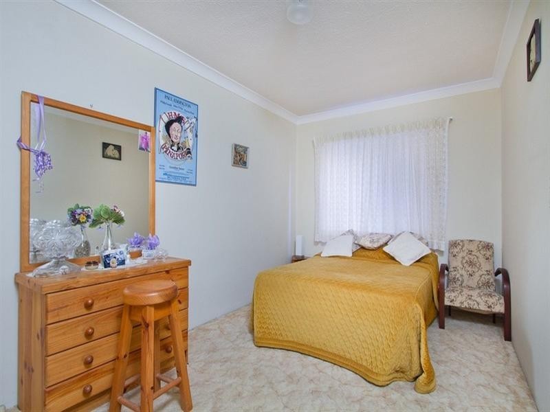 4/18 Lanham Street, Coolangatta QLD 4225