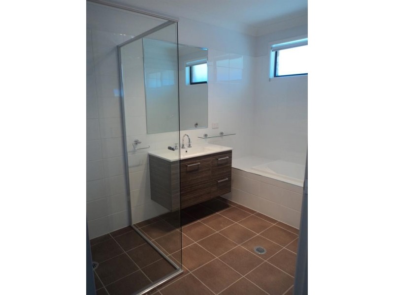 2/22 Keith Compton Drive, Tweed Heads NSW 2485