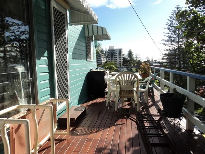 47 Garrick Street, Coolangatta QLD 4225