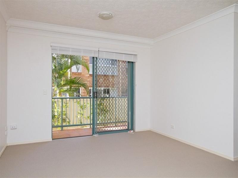 3/56 Coolangatta Road, Coolangatta QLD 4225