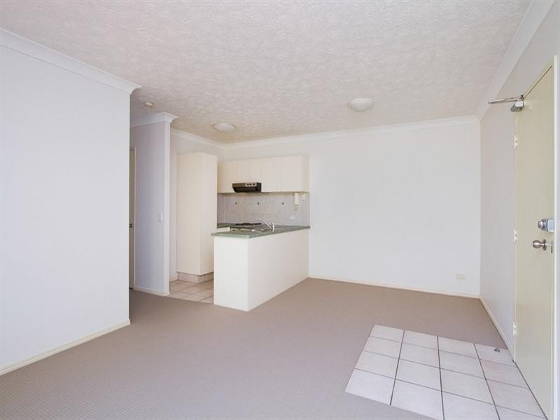 3/56 Coolangatta Road, Coolangatta QLD 4225