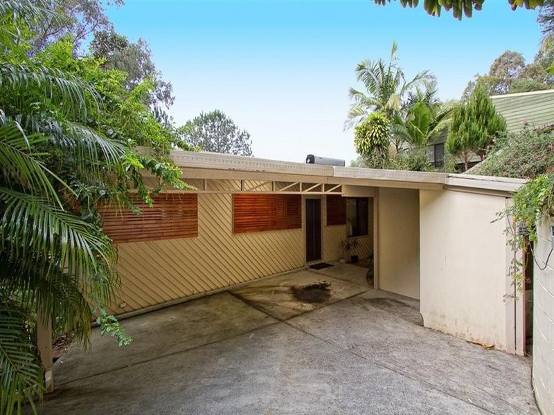 20 Hoffschildt Drive, Currumbin Waters QLD 4223