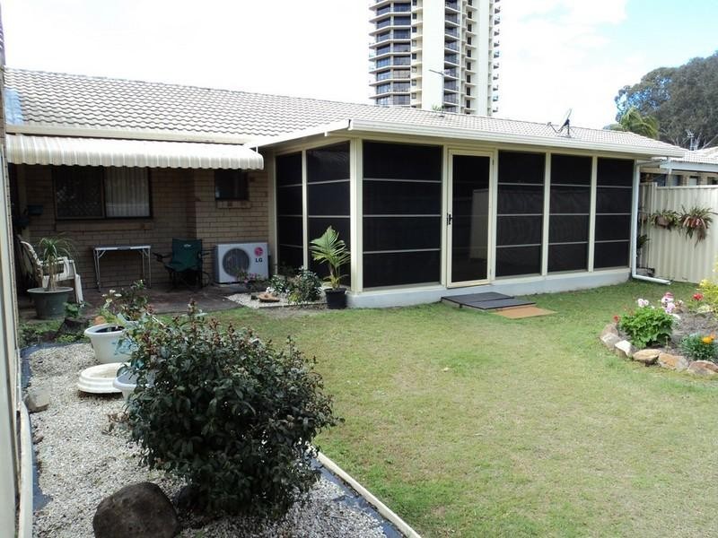 18/22a Kirkwood Road, Tweed Heads South NSW 2486