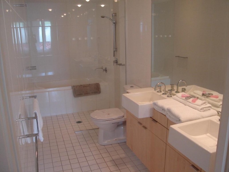 Coolangatta QLD 4225