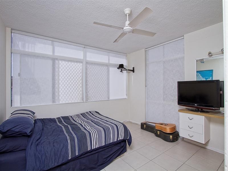 7/140 Marine Parade, Coolangatta QLD 4225