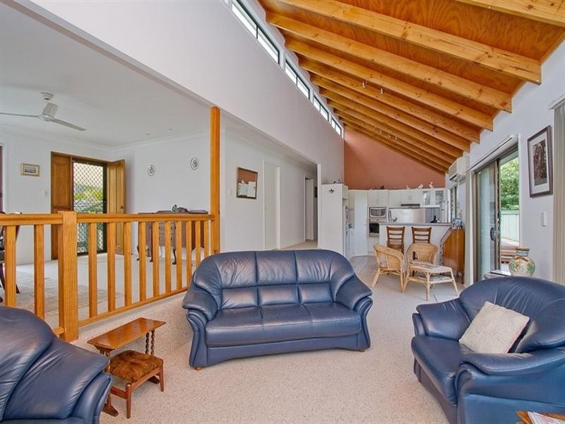 20 Bob Barnard Drive, Tugun QLD 4224