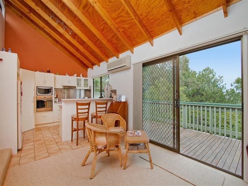 20 Bob Barnard Drive, Tugun QLD 4224