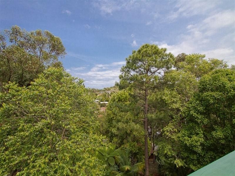 20 Bob Barnard Drive, Tugun QLD 4224