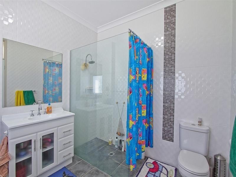 13 Blue Haze Crescent, Banora Point NSW 2486