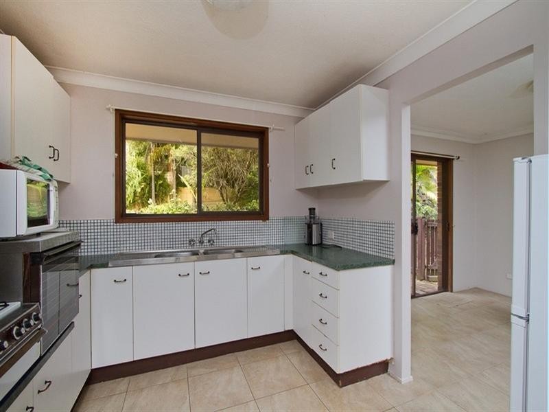 16 Mirreen Drive, Tugun QLD 4224