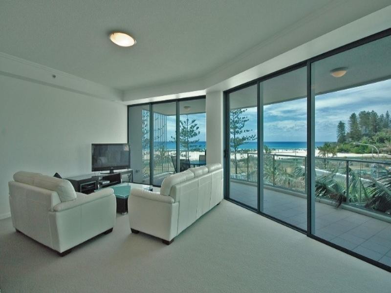 Coolangatta QLD 4225