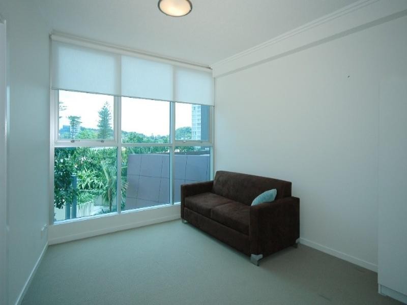 Coolangatta QLD 4225