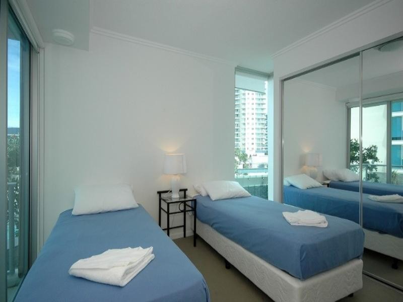 Coolangatta QLD 4225