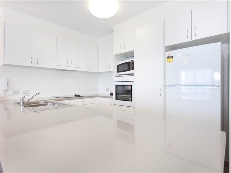 65/62 Marine Parade, Coolangatta QLD 4225