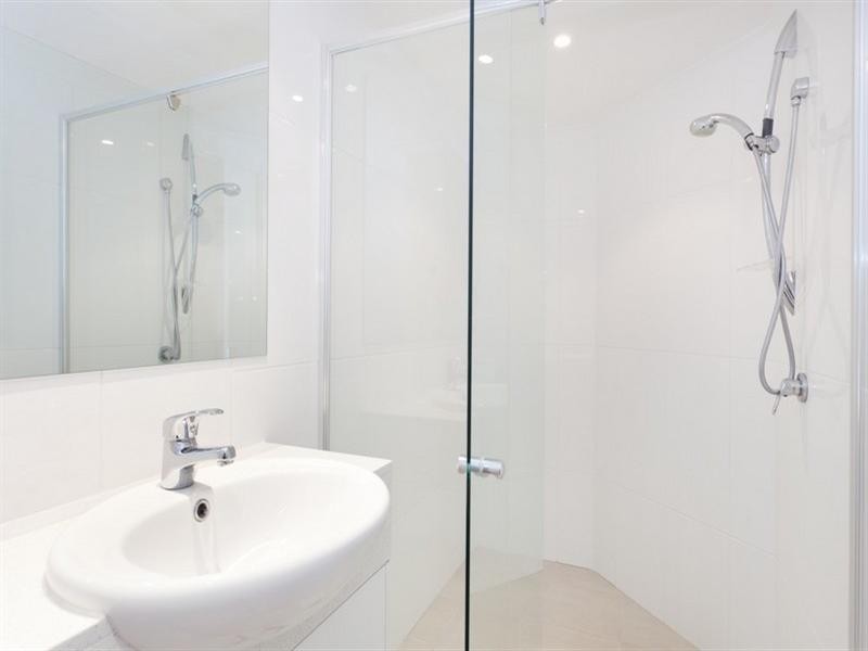 65/62 Marine Parade, Coolangatta QLD 4225