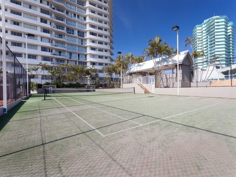 65/62 Marine Parade, Coolangatta QLD 4225