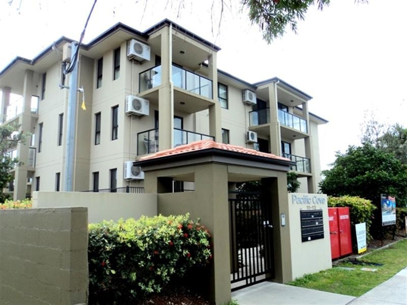 2/113 Golden Four Drive, Tugun QLD 4224