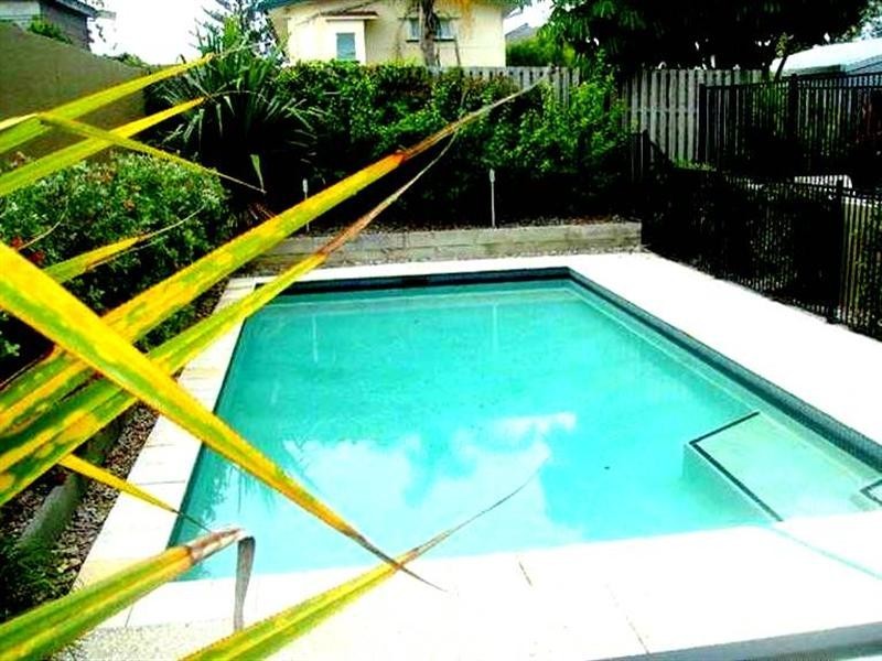 2/113 Golden Four Drive, Tugun QLD 4224