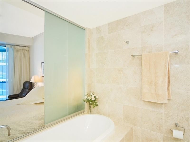 1407/110 Marine Parade, Coolangatta QLD 4225