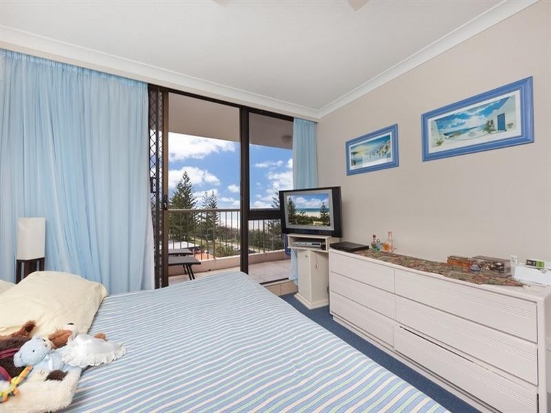 15/134 Pacific Parade, Bilinga QLD 4225
