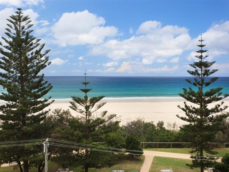 15/134 Pacific Parade, Bilinga QLD 4225