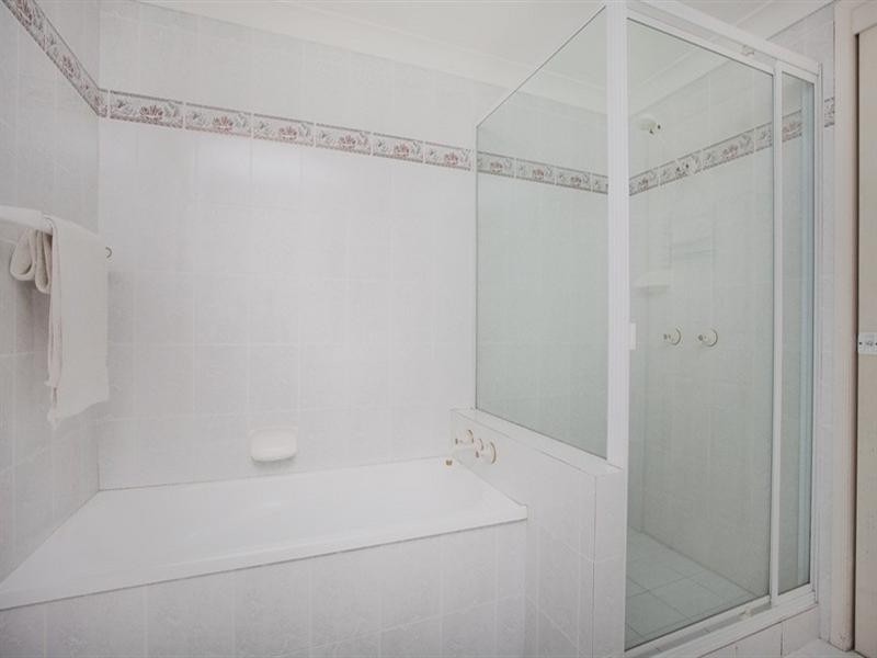 3/20 Marine Parade, Coolangatta QLD 4225