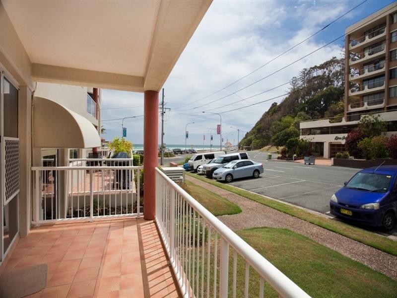 3/20 Marine Parade, Coolangatta QLD 4225